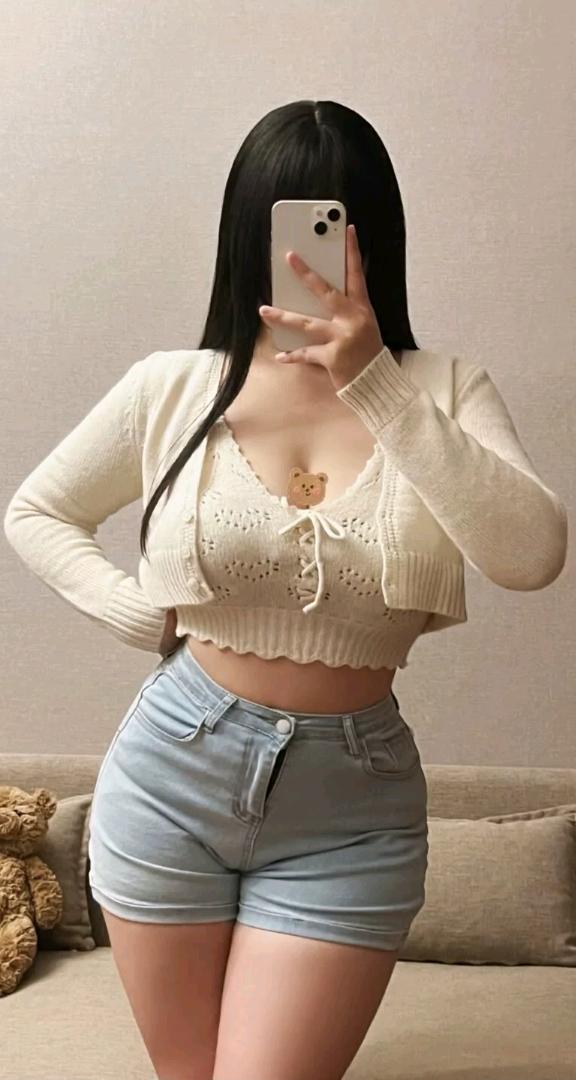 微胖的小美女